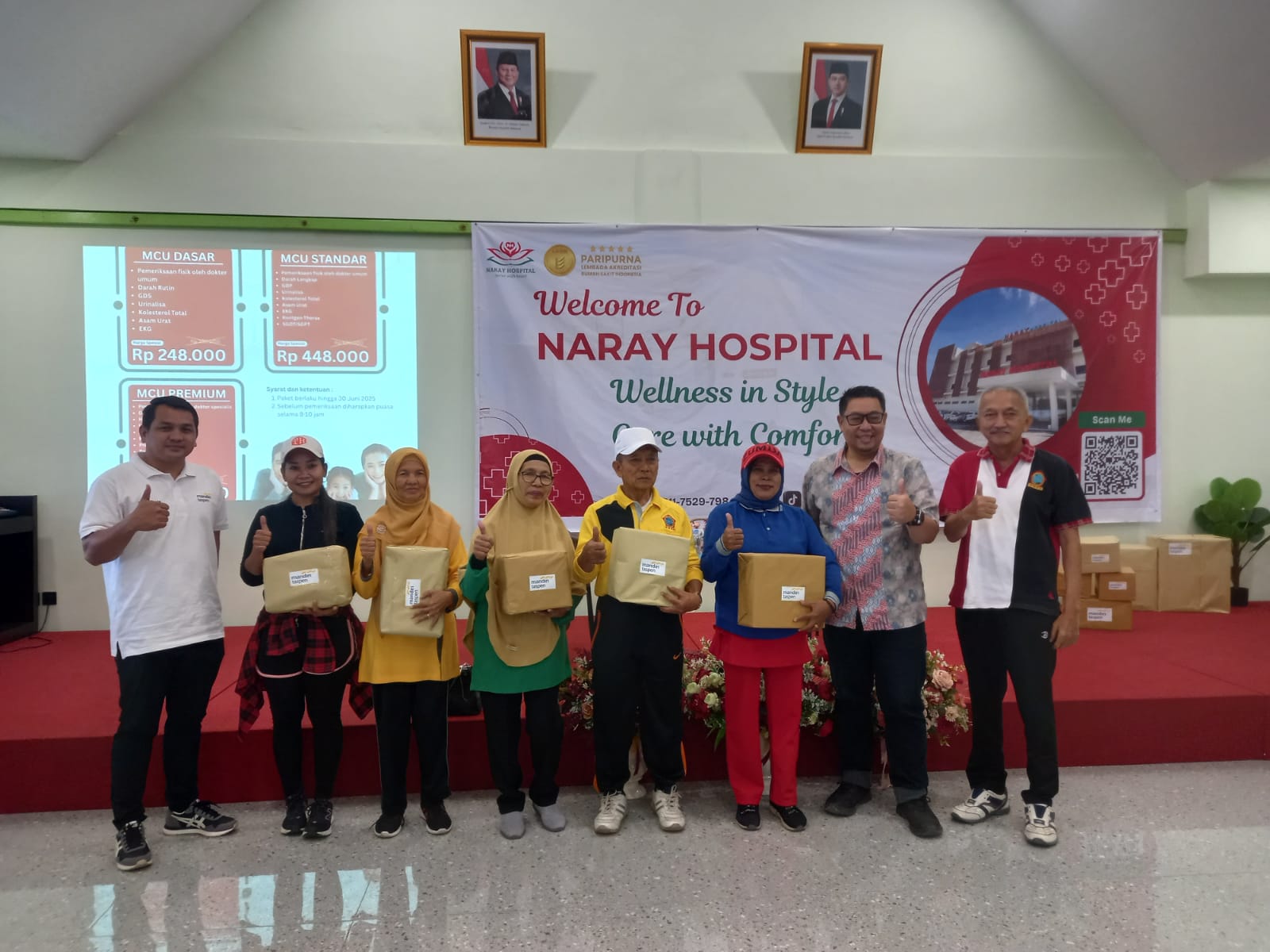 Pembagian Doorprize untuk Peserta Senam + Health Talk Pembagian Doorprize untuk Peserta Senam + Health Talk